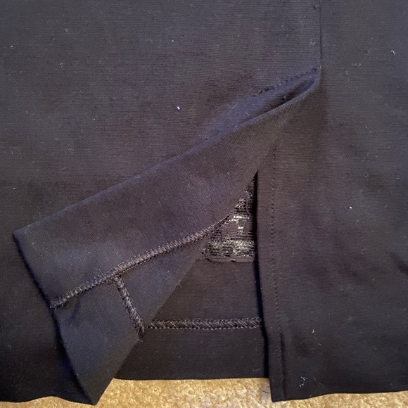 🍁Chico’s “So Slimming” Black Knit Skirt, Size 3 (16) - Picture 4 of 7